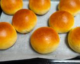 Foto langkah ke 5 dari resep Korean Garlic Cheese Bread.