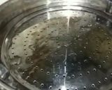 A picture of step 5 of Masala Stuffed idli.
