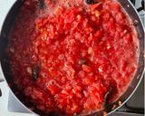 Foto del paso 1 de la receta: Salsa de tomate casera con callampas secas (ideal conserva)