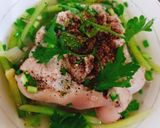 Hình bước làm 1 của món Ngồng tỏi hầm bắp giò heo