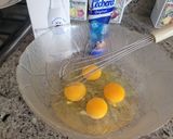 Foto del paso 1 de la receta: Flan de huevo en olla a presión