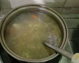 Foto langkah ke 2 dari resep 10. Sayur SOP Ayam Kaldu spesial favorit Keluarga.
