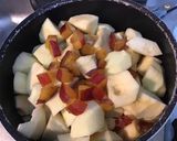 Une image de l'étape 4 de Compote de pommes aux agrumes et prune.