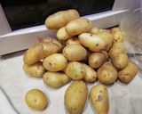 Krumplis - szalonnás - tojásos vacsora/reggeli recept fázis 2 fotója