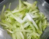 Foto langkah ke 1 dari resep Orak-arik telur labu siam.