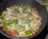 Foto del paso 2 de la receta: Arroz con presa y espárragos