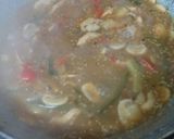 Foto del paso 5 de la receta: Fideos teriyaki con pollo champiñones y vegetales