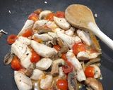 A picture of step 4 of Mediterranean chicken pasta.