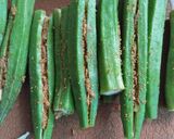 लहसुनी भिंडी (Lahsuni bhindi recipe in hindi) रेसिपी चरण 3 फोटो