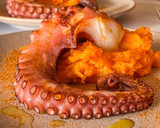 Foto del paso 4 de la receta: Pulpo con puré de boniato exprés