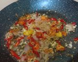 Foto langkah ke 2 dari resep Ayam masak daun melinjo.