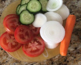 Foto del paso 1 de la receta: Pinchos de ensalada