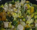 Foto del paso 4 de la receta: Tarta de verduras y pollo