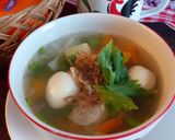 Foto langkah ke 2 dari resep Sop telur puyuh kuah bening seger.