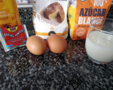 Foto del paso 1 de la receta: Magdalenas clásicas y con chocolate