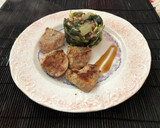 Foto del paso 4 de la receta: Solomillo de cerdo con acelgas salteadas con jamón