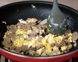 Foto langkah ke 3 dari resep Nasi Goreng Merah Devina Hermawan.