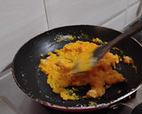 A picture of step 4 of Kesar Mango Coconut Ladoo.