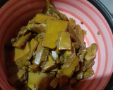 Foto del paso 2 de la receta: Salsa agridulce picante para carnes con hongos de eucalipto