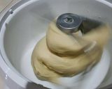 Foto langkah ke 2 dari resep Roti Sobek.