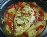 Foto del paso 3 de la receta: Pechuga de pollo al horno con guarnición