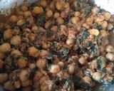 A picture of step 5 of Cheesey spinach chickpeas.