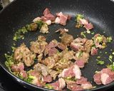 รูปขั้นตอนการทำที่ 3 ของ กะเพราวุ้นเส้นหมูเนื้อ