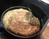 Foto del paso 5 de la receta: Tortilla de patata con pimiento verde