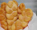 Foto langkah ke 5 dari resep Donat kepang korea (korean twisted doughnut).