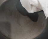 Foto del paso 4 de la receta: Tortilla de verduras (zapallitos, zanahoria y cebolla) sin harina