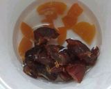 A picture of step 2 of Yogurt Parfait.