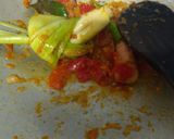 Foto langkah ke 3 dari resep Ayam suwir pedas manis.