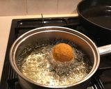 A picture of step 12 of Easy Scotch Eggs.