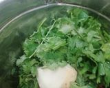 A picture of step 2 of Walnut & Coriander Chutney.