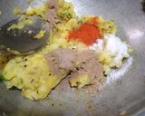 A picture of step 4 of Potato stuffed bread.