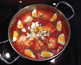 Foto del paso 2 de la receta: Merluza con tomate