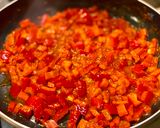 A picture of step 1 of 🇹🇳 SHAKSHUKA (شكشوكة, Tunisia).