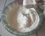 Foto langkah ke 5 dari resep Rainbow Cake Kukus Ny.Liem Super Lembut.
