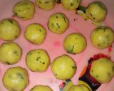 Foto langkah ke 4 dari resep Perkedel Isi Telur Puyuh.