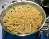 A picture of step 8 of Pasta with Zucchini and Ricotta.