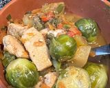 Foto del paso 6 de la receta: Cazuela de pollo con repollitos de Bruselas