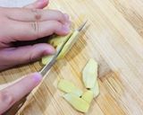 Hình bước làm 2 của món Gà ác chưng yến