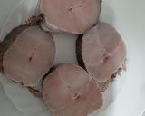 Foto del paso 1 de la receta: Merluza con salsa de boletus frescos