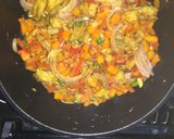 A picture of step 4 of Chicken curry.