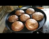 A picture of step 6 of Eggless chocolate cake in appam patra.