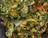 મેથી રીંગણ વટાણા અને પાલક નું શાક (Methi Ringan Vatana Palak Shak Recipe In Gujarati) રેસીપી સ્ટેપ3ફોટો