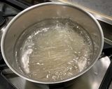 Une image de l'étape 9 de Vermicelles de riz au bœuf mariné gingembre et tomate.
