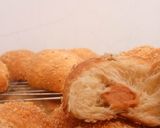 Foto langkah ke 7 dari resep Roti Sosis Panko.
