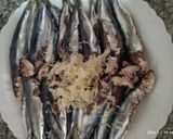 صورة لخطوة 1 من وصفة سردين مقلي بالدرسة