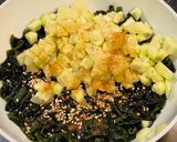 Foto del paso 4 de la receta: Ensalada de Algas Wakame con Arroz y Pepino